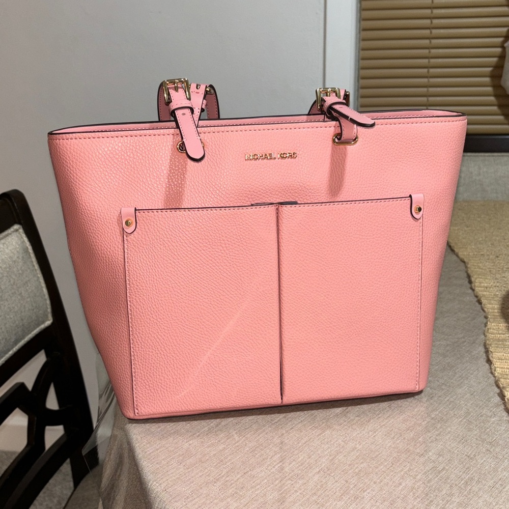 Michael Kors Jet Set Medium Pocket Tote Bag NWT